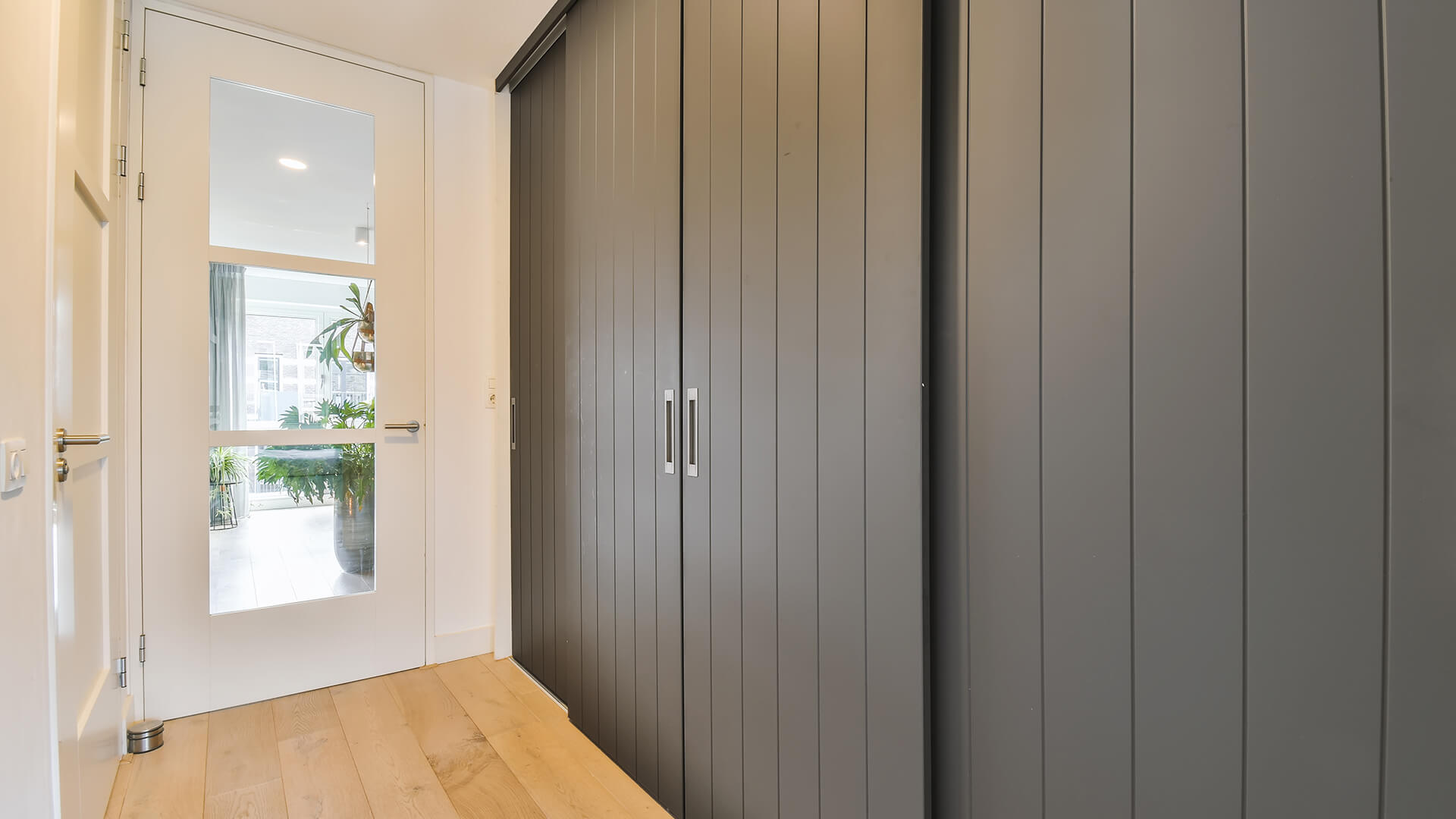 Pohištvo po meri - Drsna vrata